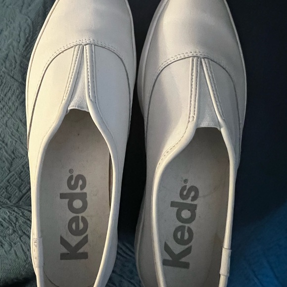 Keds White Canvas Boat Sporty Slip-On Sneakers size 6 - Picture 2 of 4
